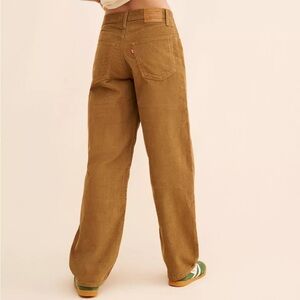 Urban Outfitters Brown Corduroy Baggy Levi Jeans Size W25